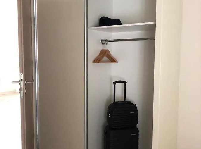 Atrakcyjny Czarna Gora